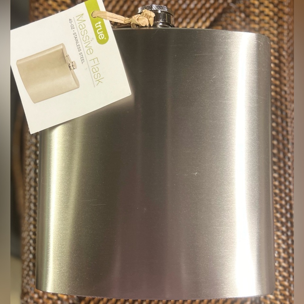 40oz. Stainless steel flask. Never used. x2
